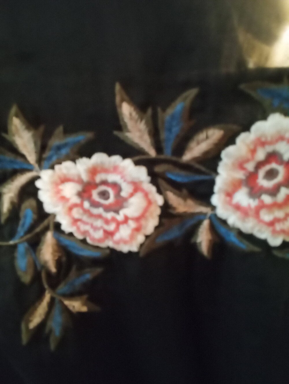 Zara Cropped Satin Bomber with Floral Embroidery (M) - Picture 12 of 14